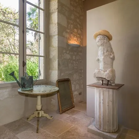 Larroque-sur-l'osse Sleeps 8 With Pool 빌라